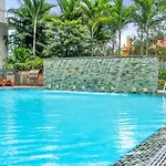 Comfort And Convenience 2Br Unit With Free Parking